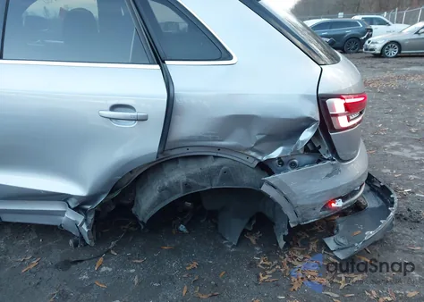 2016 Audi Q3 2.0T Premium Plus z USA, uszkodzony, nr VIN WA1EFCFS7GR010166